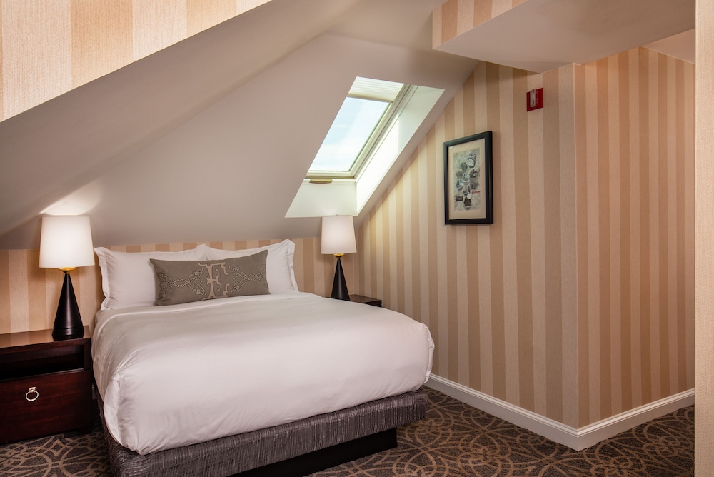 Premier Suite, 2 Bedrooms (Orvis Inn, Queen)
