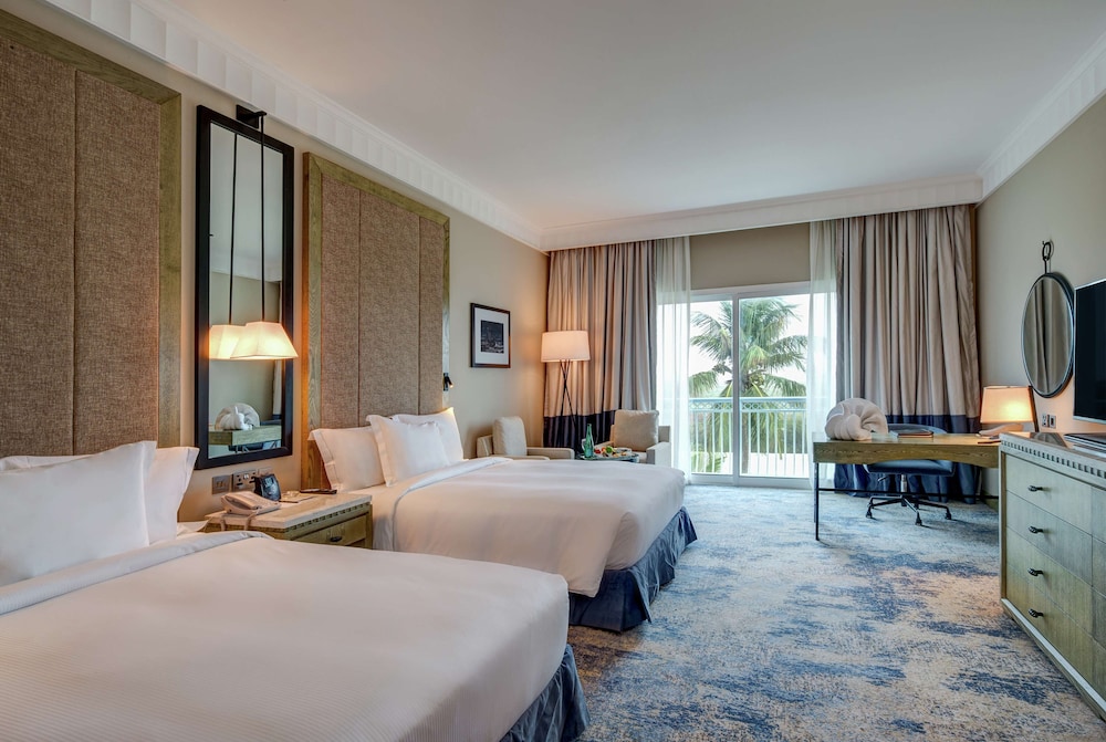 Superior Room, 2 Queen Beds, Partial Sea View