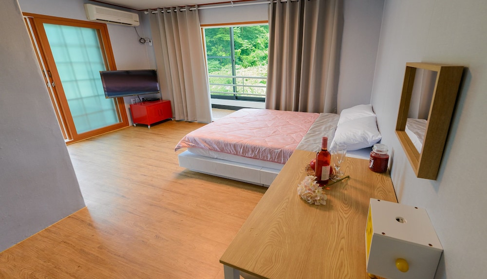 Room (Daecheongbong 302) photo 3