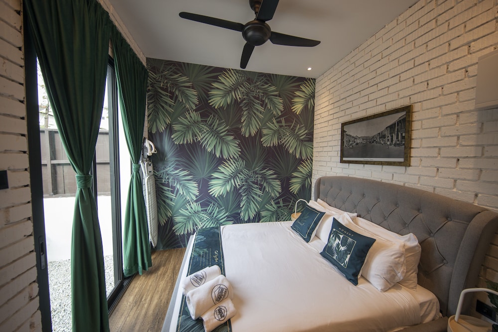 Room, Garden View - Photo 21