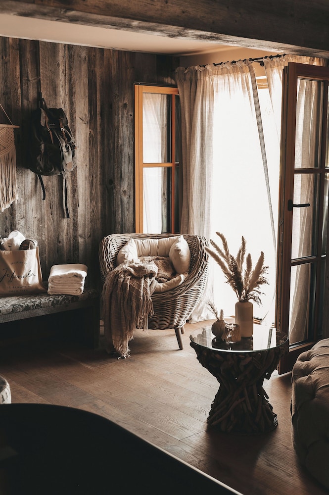 Design Double Room photo 3