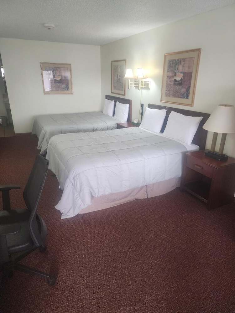 Deluxe Room, 2 Queen Beds photo 1