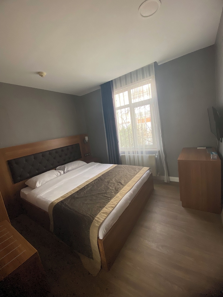 Standard Double Room photo 2