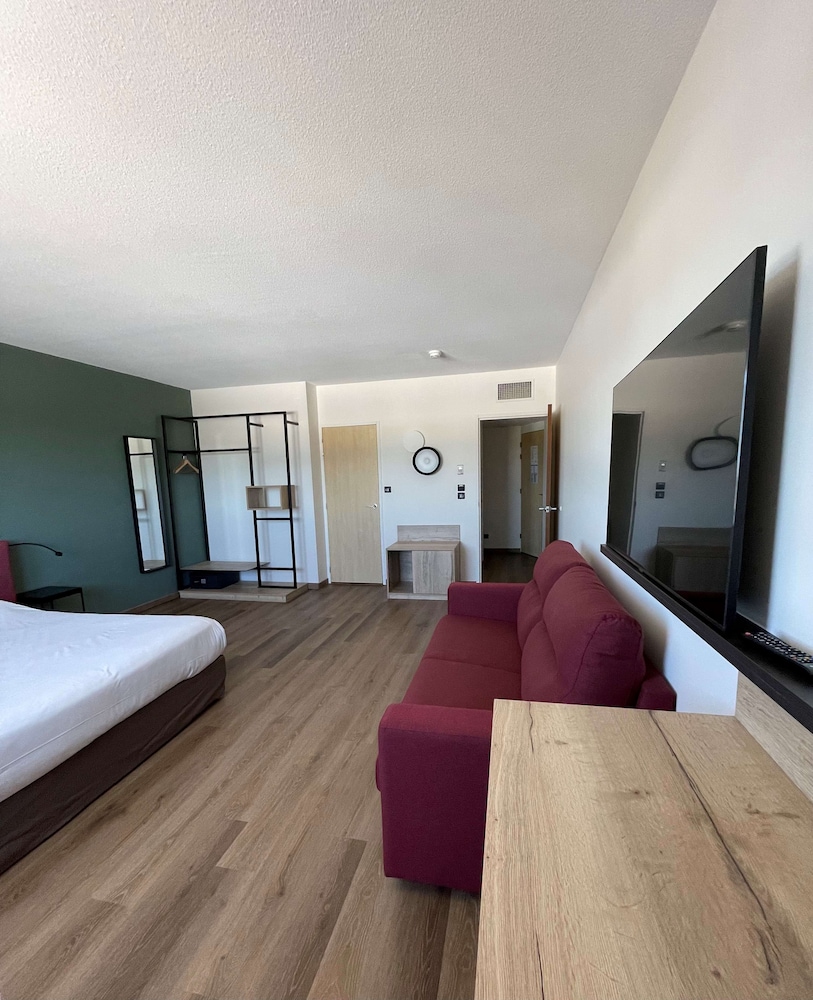Superior Room, 1 Double Bed with Sofa bed - Photo 6