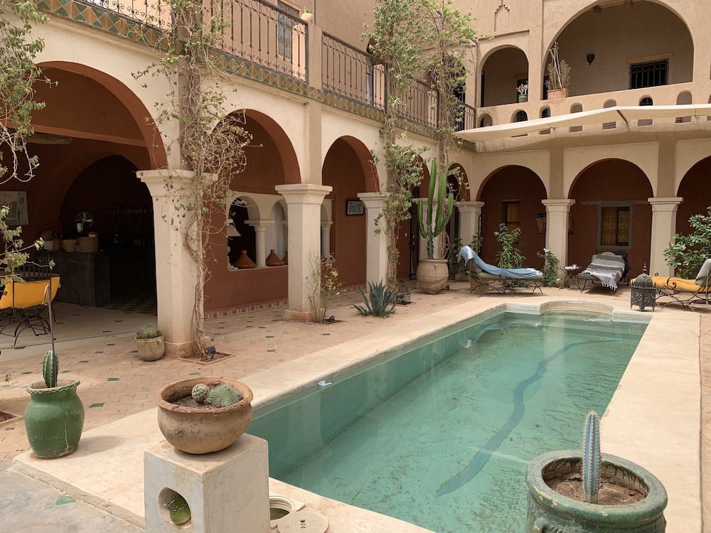 Luxury Room (côté piscine) photo 2