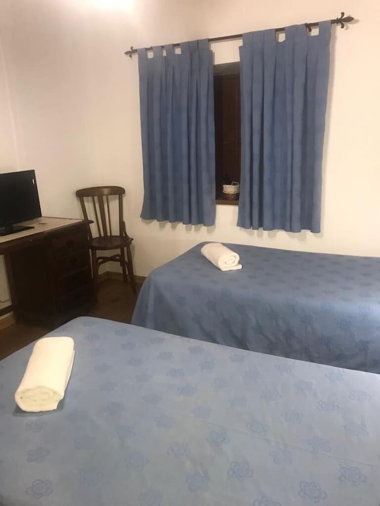 Twin Room, 2 Twin Beds photo 3