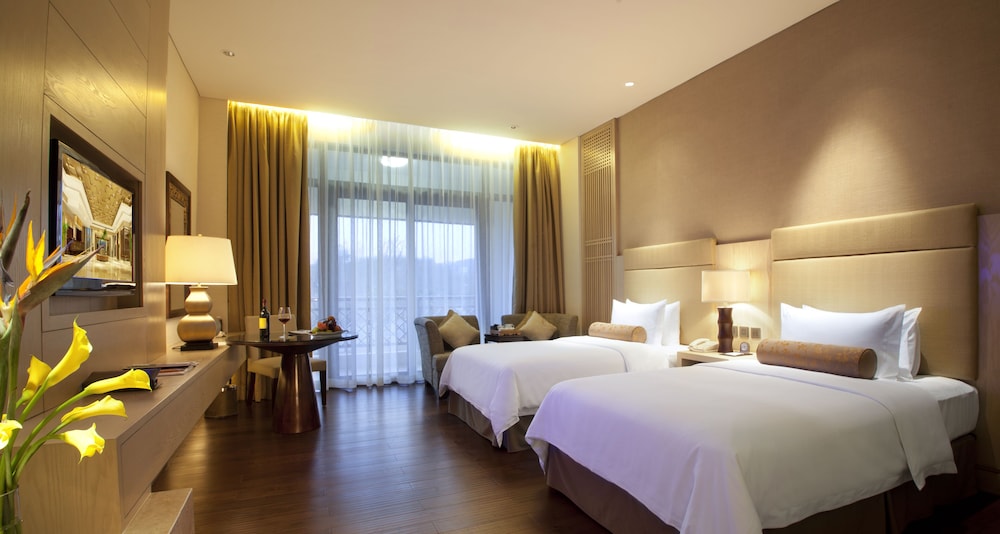 Deluxe Twin Room, Garden View photo 3