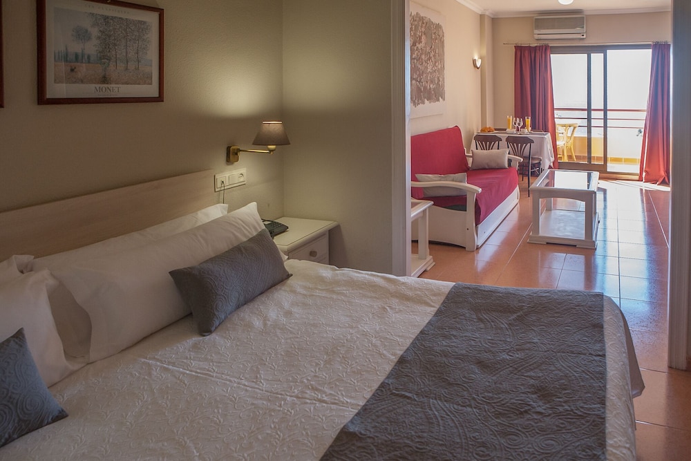 Traditional Apartment, 1 Bedroom, Sea View (4 Occupants) - Photo 1