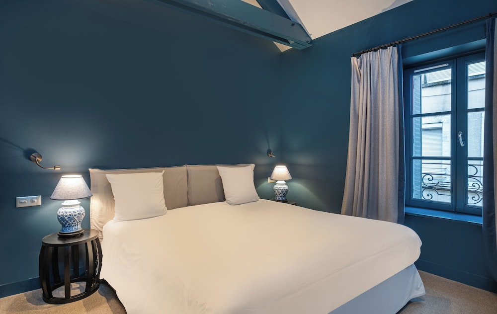 Comfort Room - Photo 3