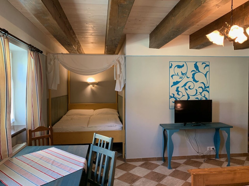 Traditional Room photo 3