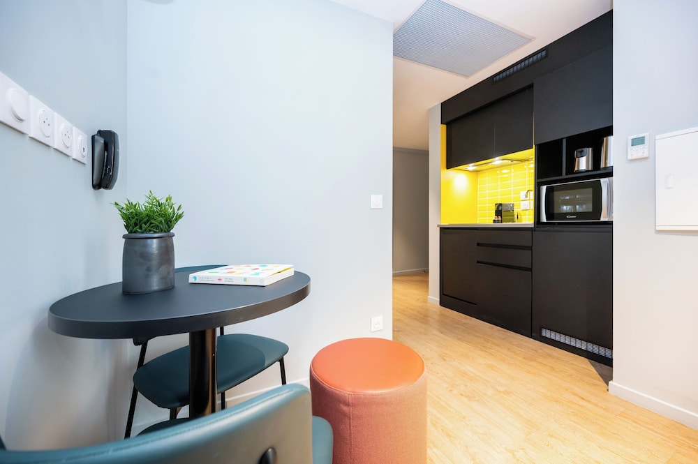 Studio Apartment Sleeps 3 - Photo 4
