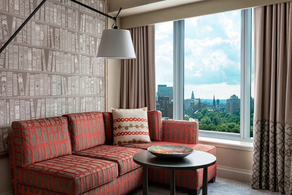 Presidential Suite, 1 Bedroom (Scenic Park & Boston Common View)