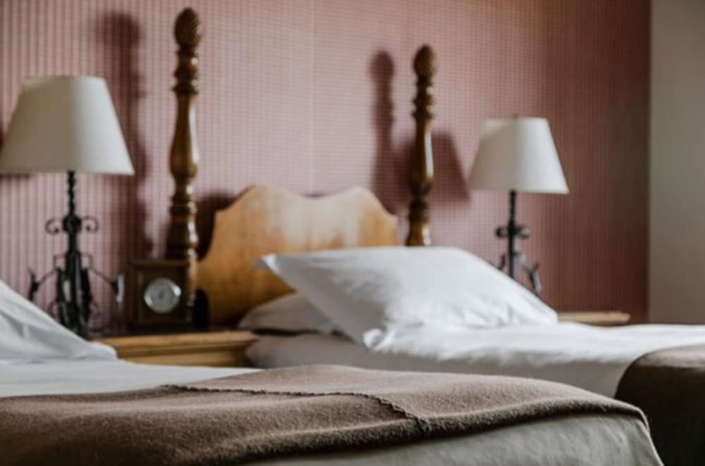 Standard with Two Twin Beds (Non Smoking)
