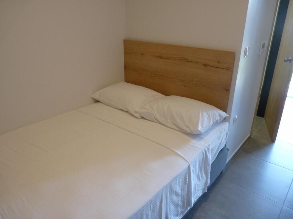 Business Single Room
