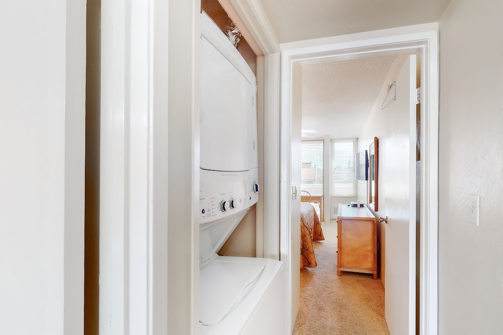 Suite, 2 Bedrooms photo 3