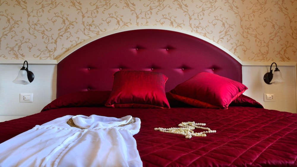 Junior Suite, Terrace, City View