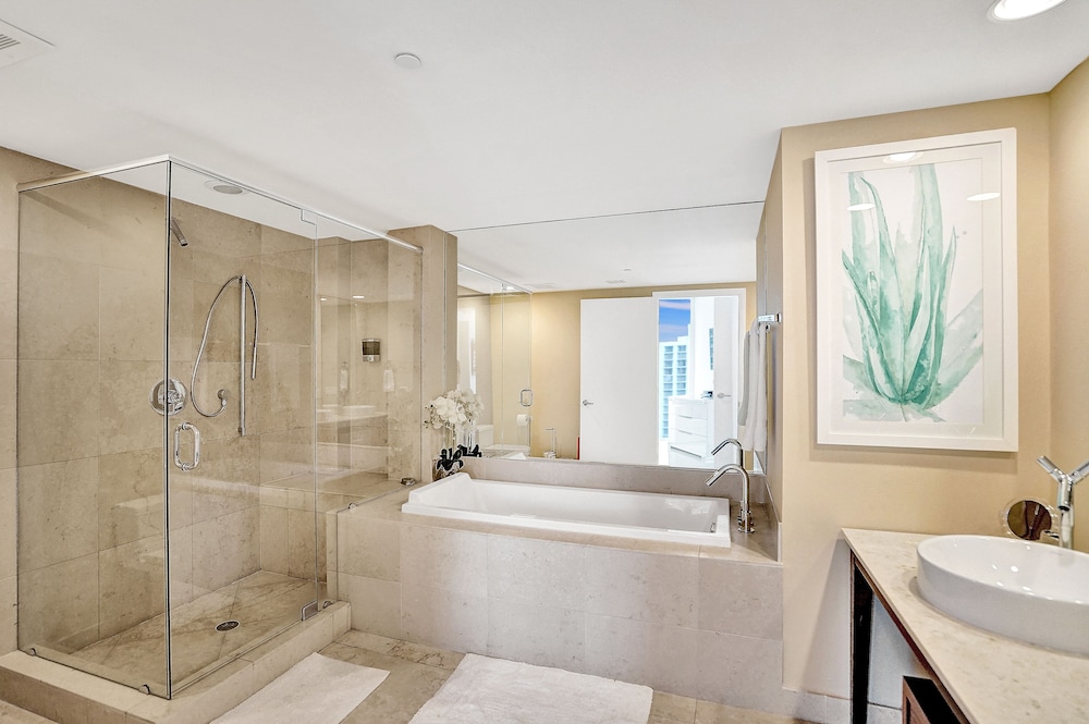 Exclusive Apartment photo 2