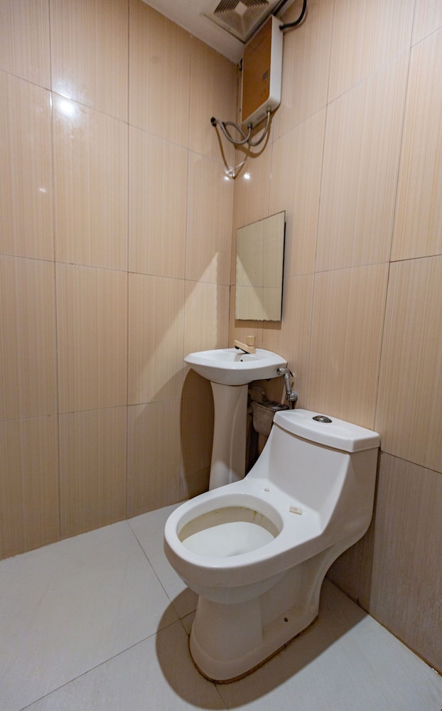 Standard Triple Room photo 2