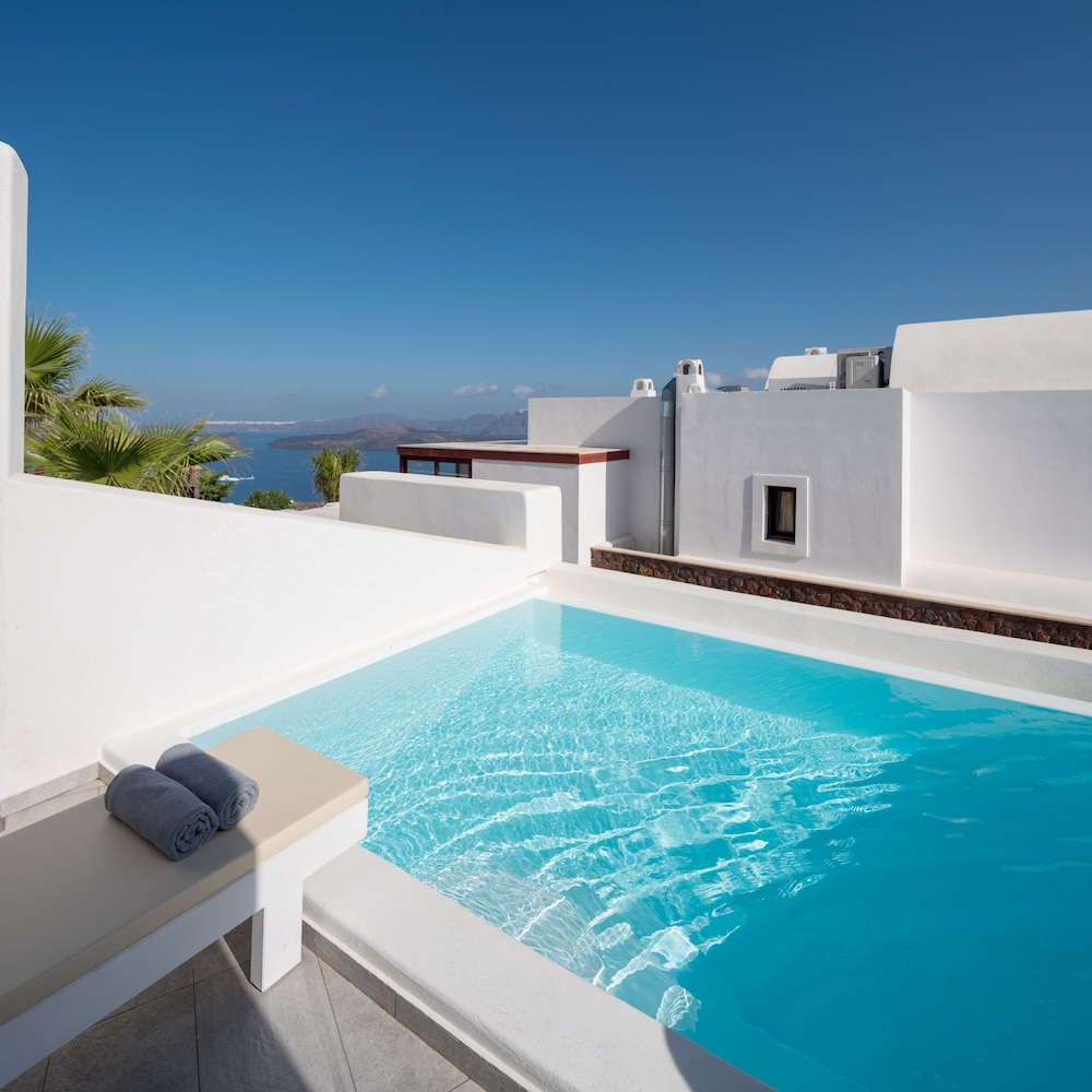 Senior Suite, Private Pool - Photo 7