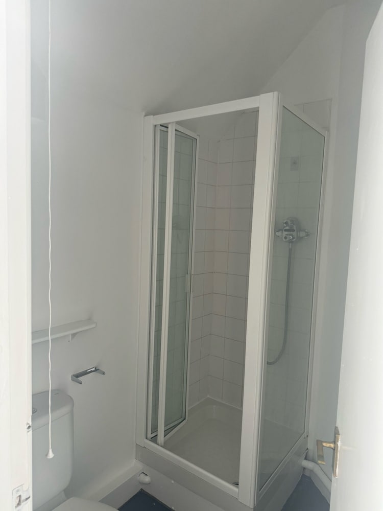 Standard Single Room, Ensuite
