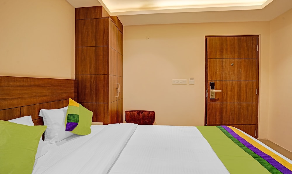 Economy Room - Photo 5