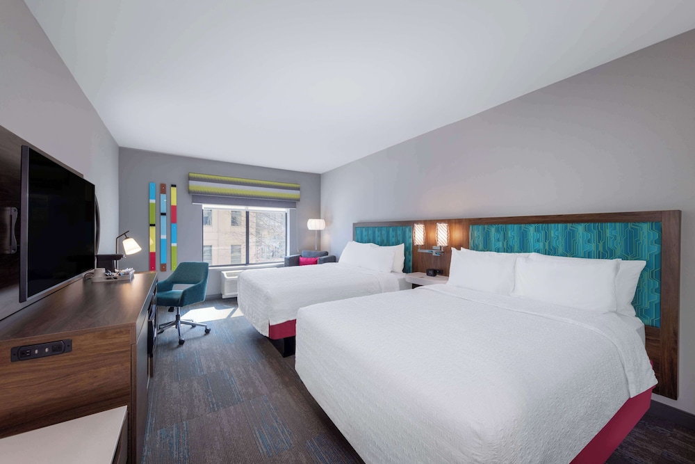 Room, 2 Queen Beds (Hearing) - Photo 3
