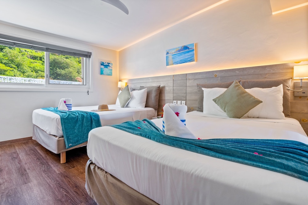 Standard Room, 2 Bedrooms, Oceanfront photo 2