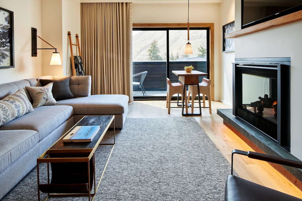 Suite, 1 Bedroom at The Cloudveil, Autograph Collection in Jackson