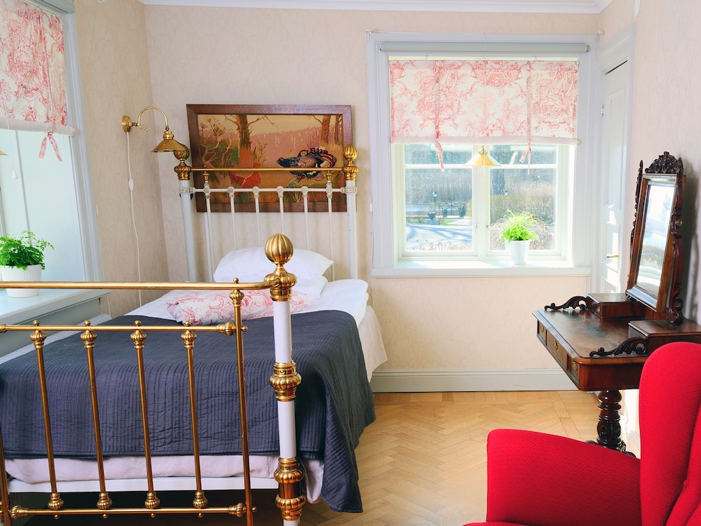 Single Room photo 1