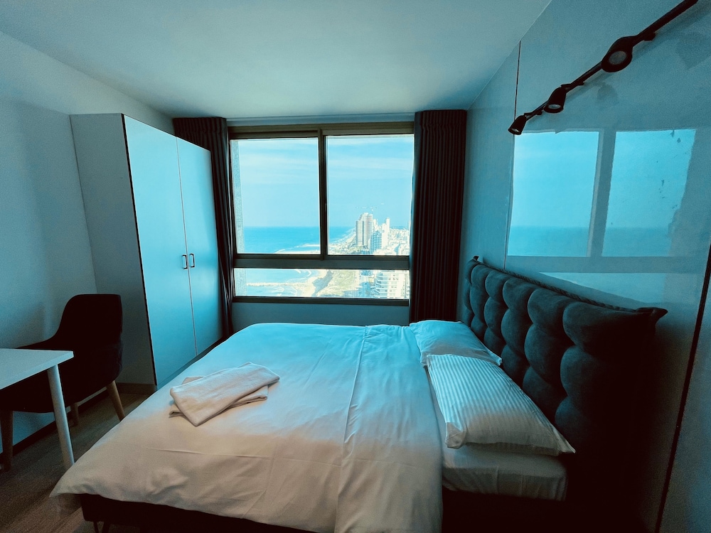 Family Triple Room, Sea View - Photo 14