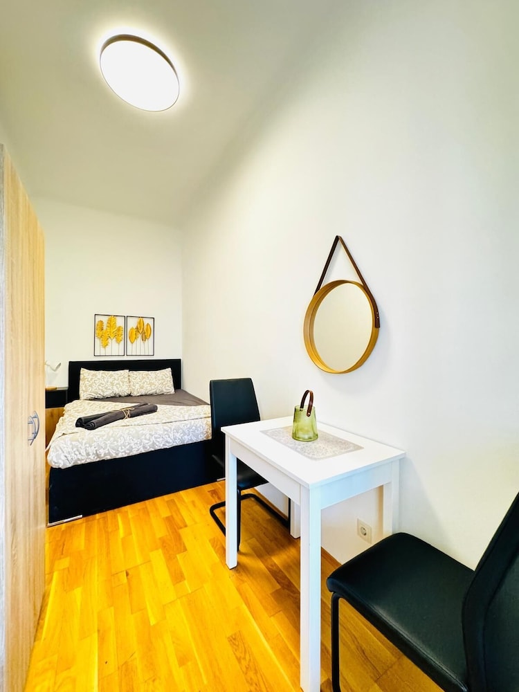 Basic Room