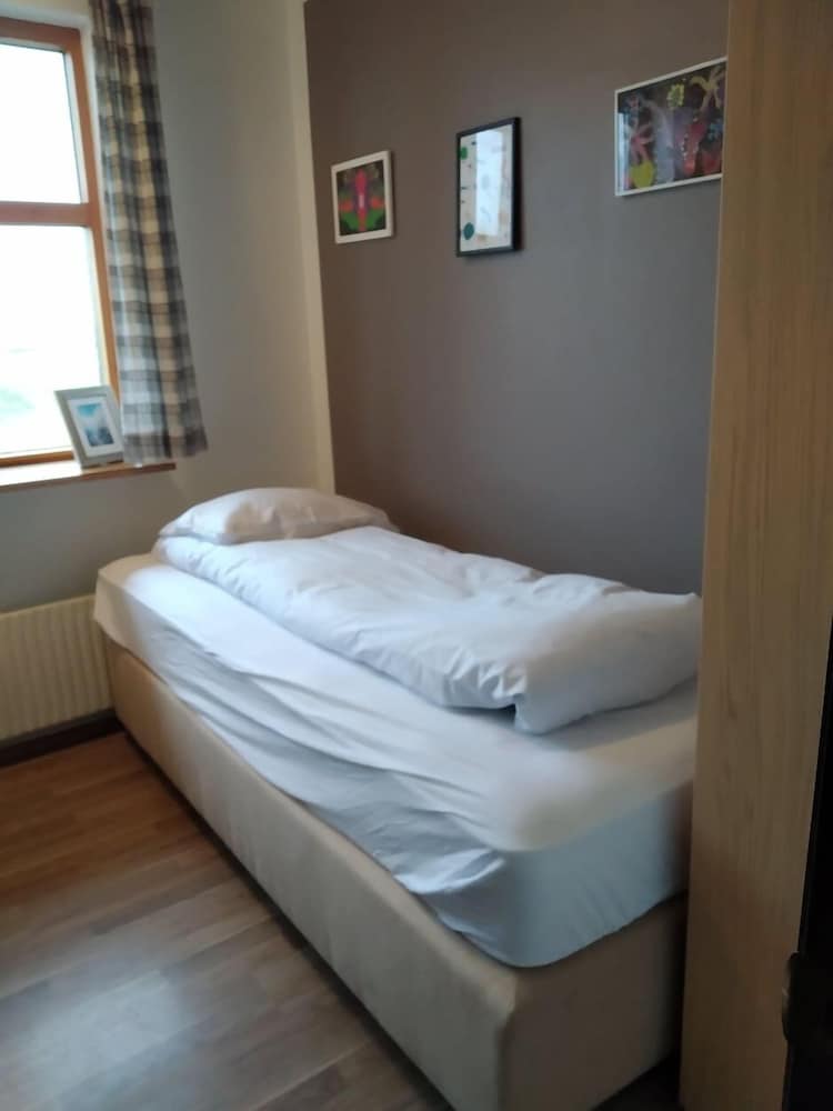 Economy Single Room