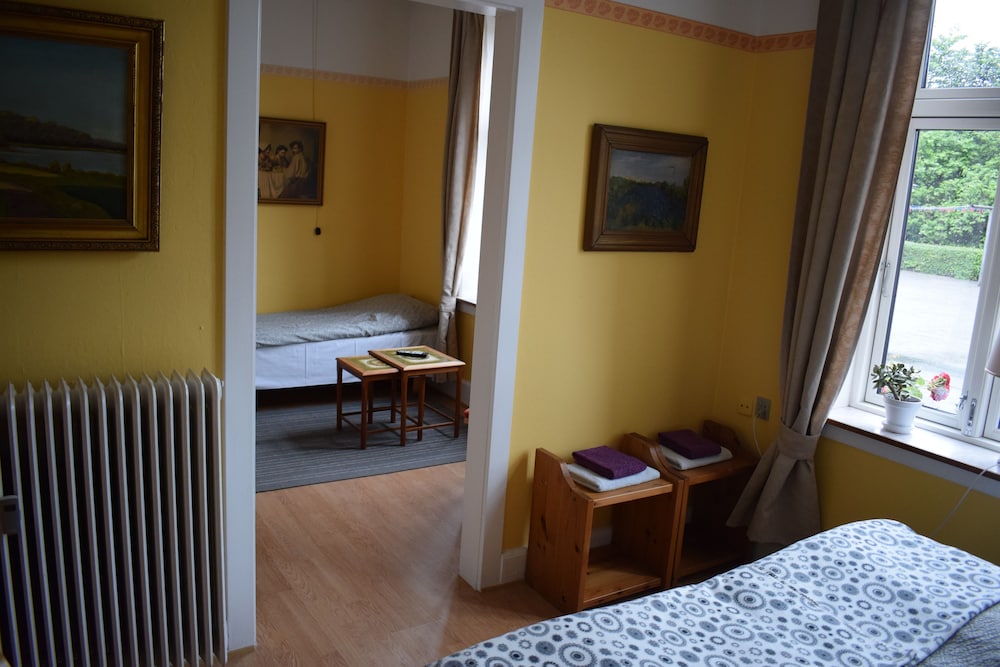 Basic Triple Room photo 3
