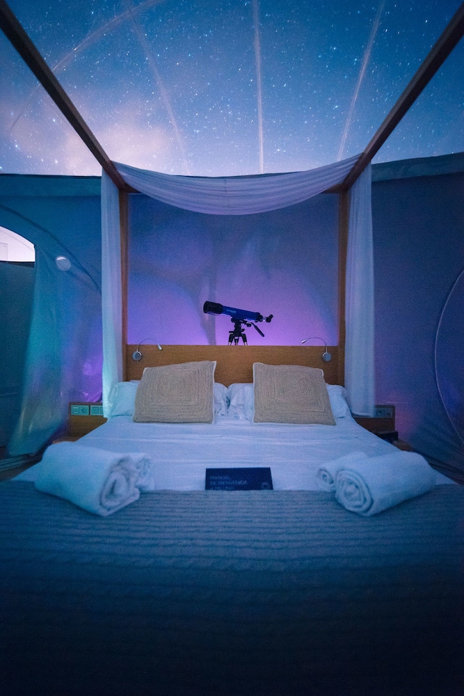 Suite - Private Moon with panoramic views of the sky