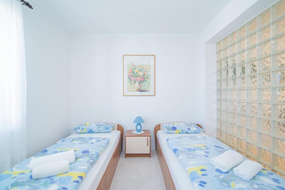 Apartment (Superior Two-Bedroom Apartment)