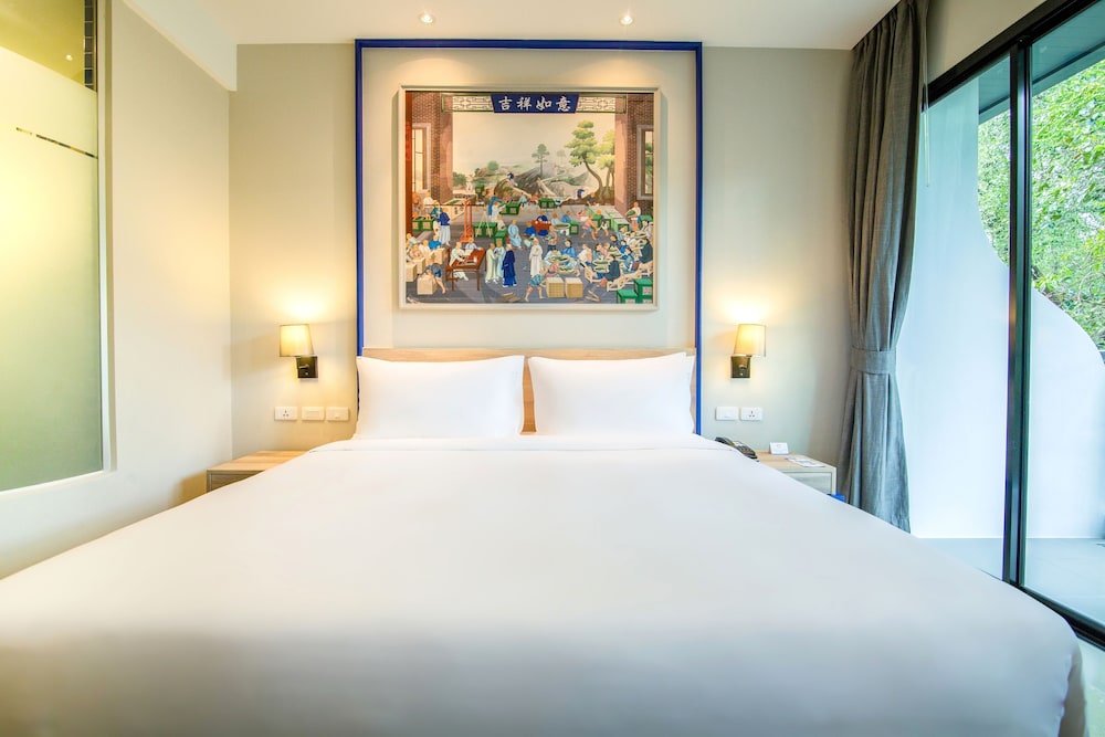 Family Studio Suite, 2 Bedrooms, 2 Bathrooms, Garden View photo 2