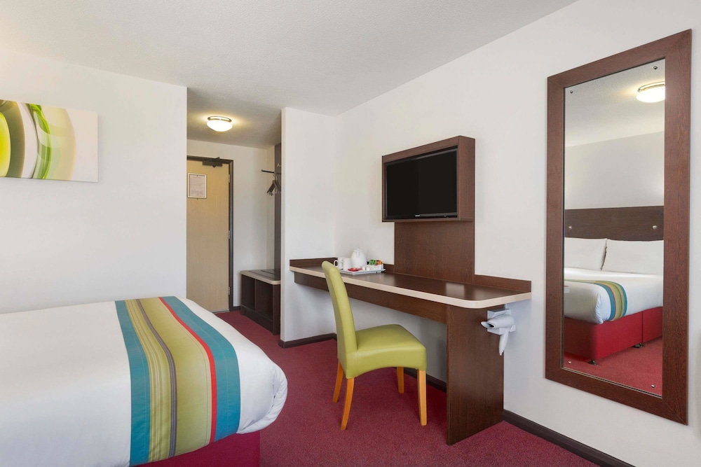 Room, 2 Twin Beds - Photo 3