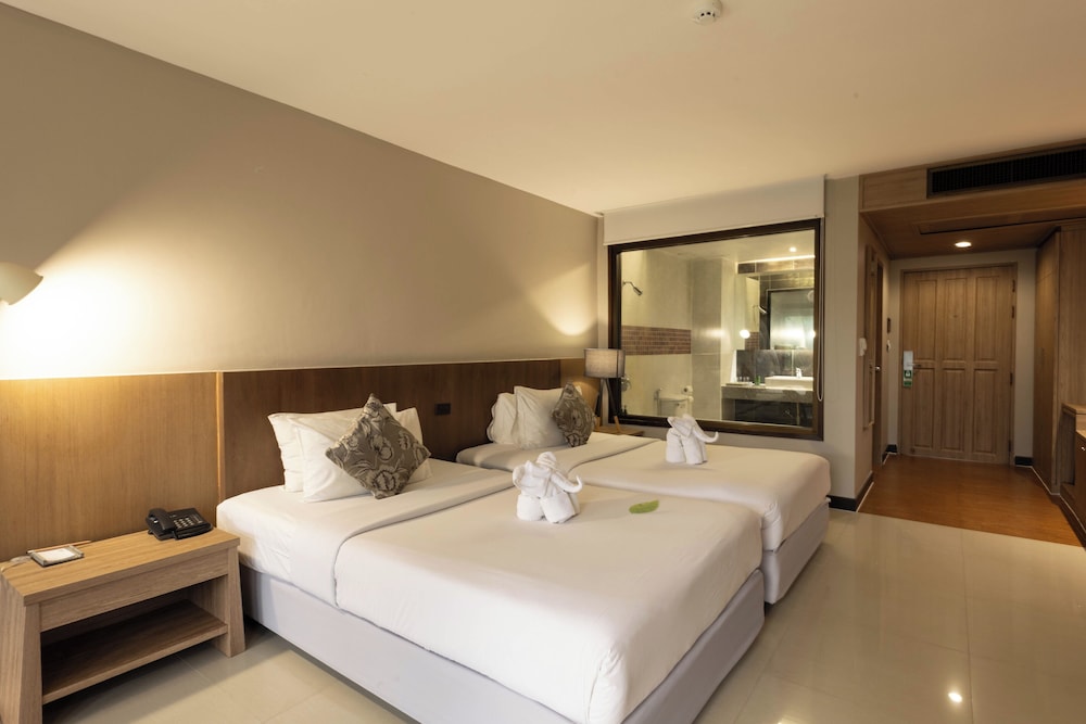 Deluxe Room - Photo 3