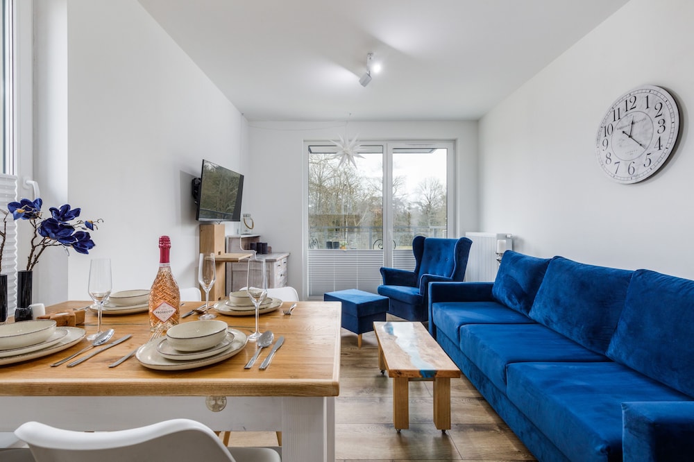 Apartment, 2 Bedrooms, Balcony photo 1