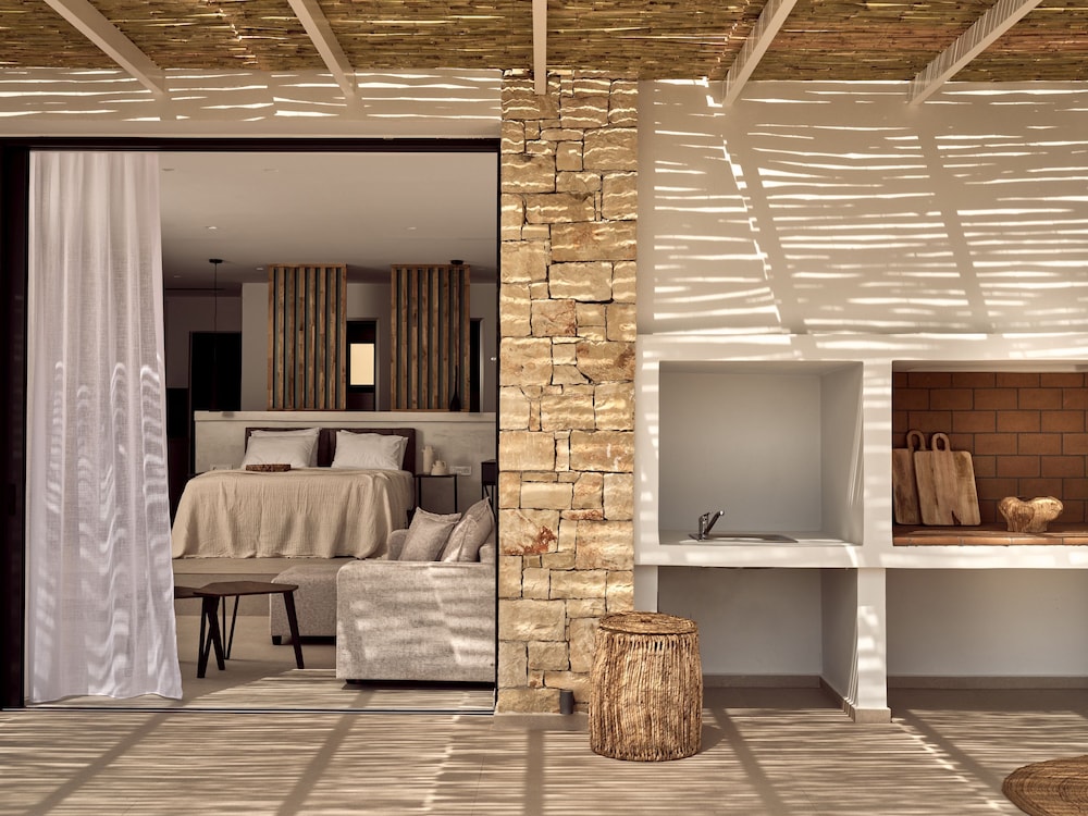 Deluxe Suite, 1 Queen Bed