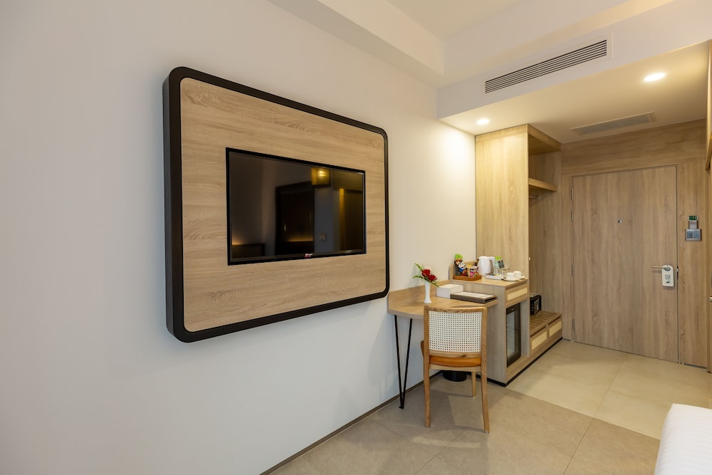 Deluxe Double or Twin Room, Ocean View photo 3