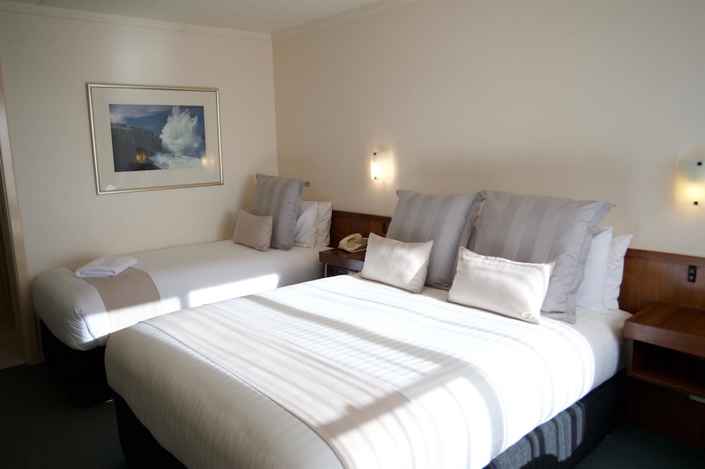 Standard Room, Multiple Beds, Non Smoking