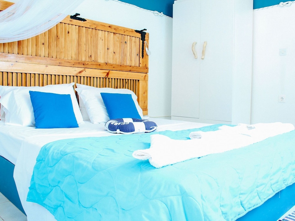 Deluxe Villa, Ensuite, Sea View (Beach Front) photo 1