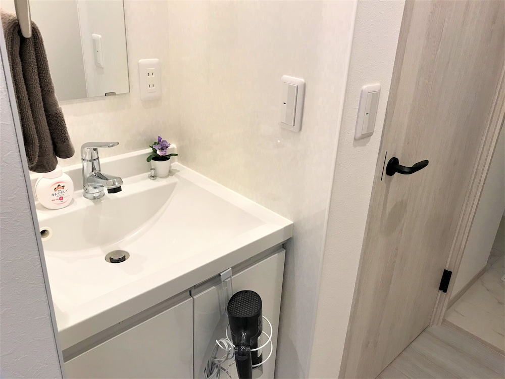 Apartment 4F photo 3