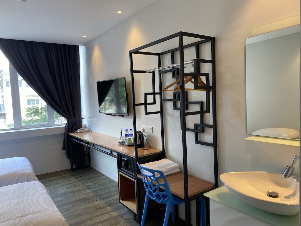 Standard Room - Photo 8