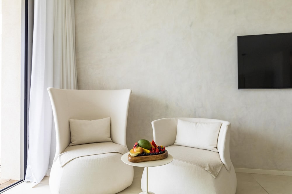 Suite Signature Piscine Privée, Vue Mer - Photo 16