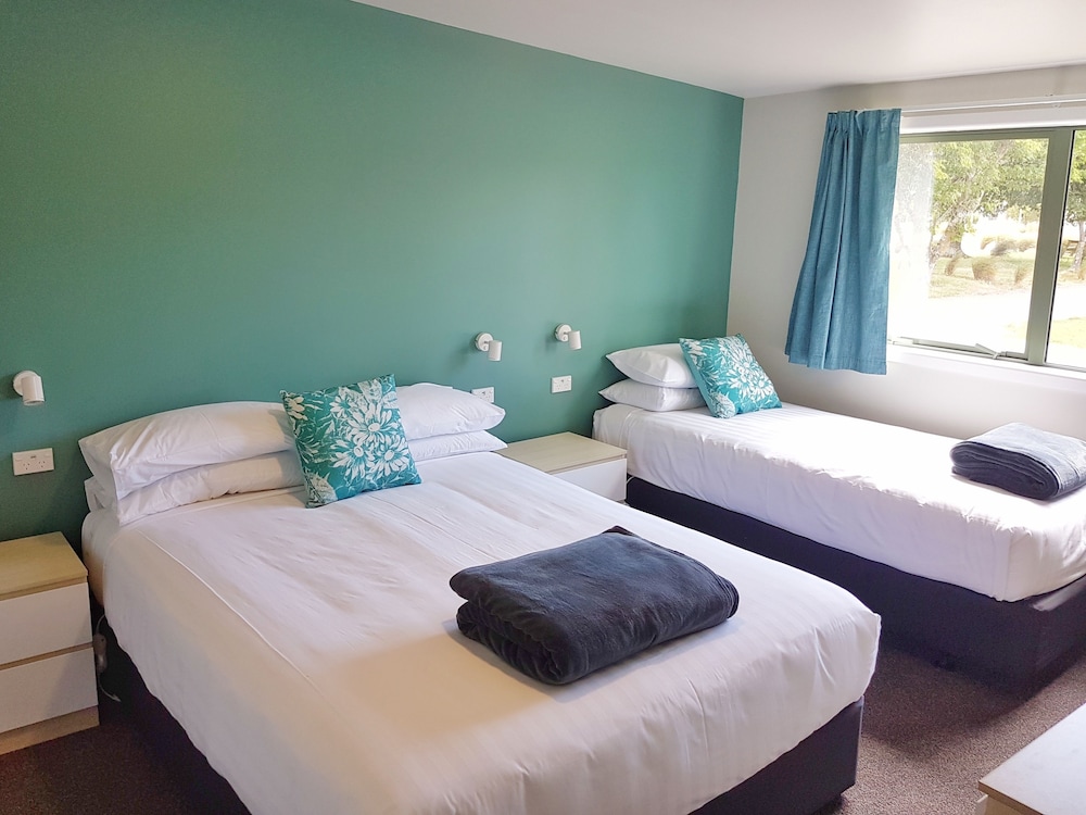 Apartment, 2 Bedrooms, Park View photo 2