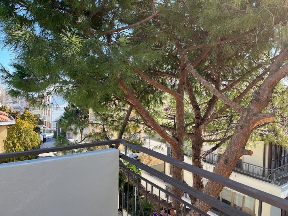 Comfort Room, Balcony photo 3