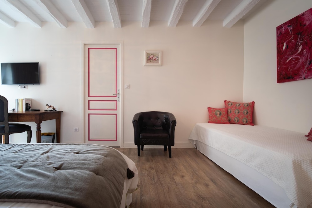 Triple Room, Ensuite (Chambre De Diane) - Photo 11