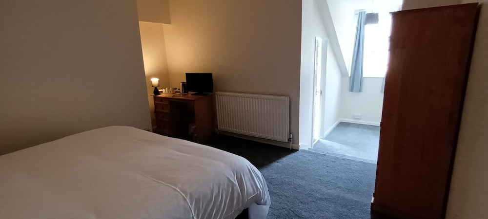 Standard Double Room - Photo 5